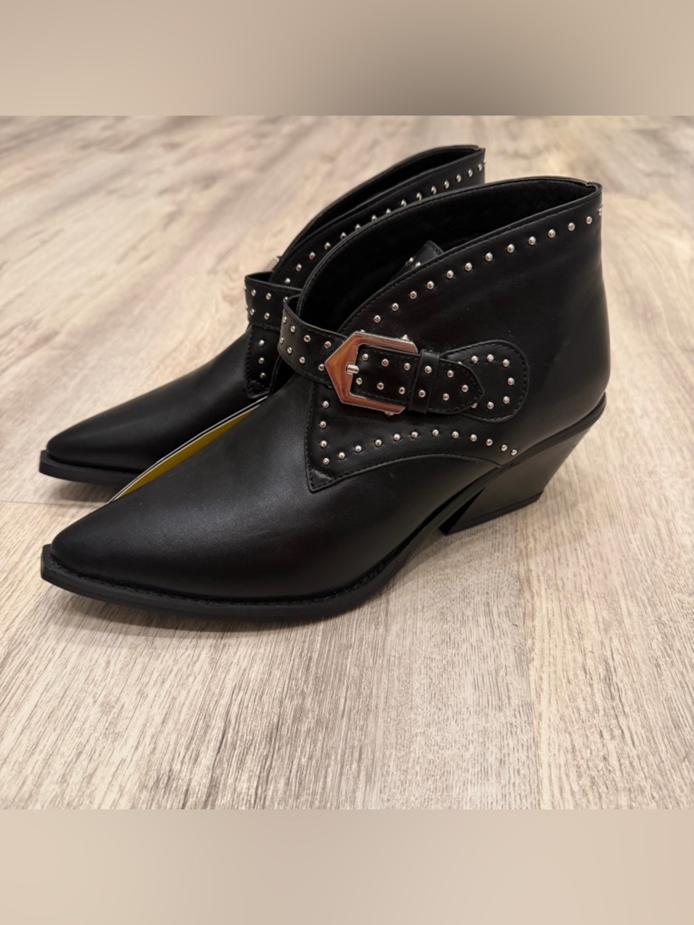 NWT Seven‎ Black Studded Ankle Boots Size 9 Western Buckle